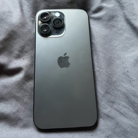 iPhone 14 pro max unlocked - Picture 1 of 2